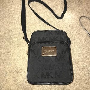 Michael Kors cross body purse
